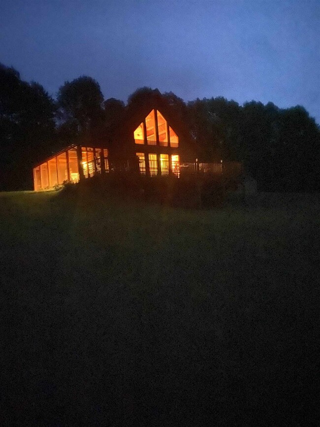 Foto del edificio - 4420 Coventry Station Rd