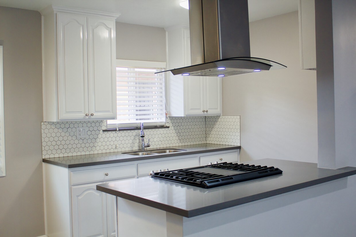 Foto principal - 11512 Adco Ave