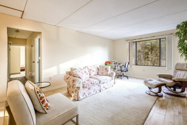 Foto del edificio - 1550 Worcester Rd