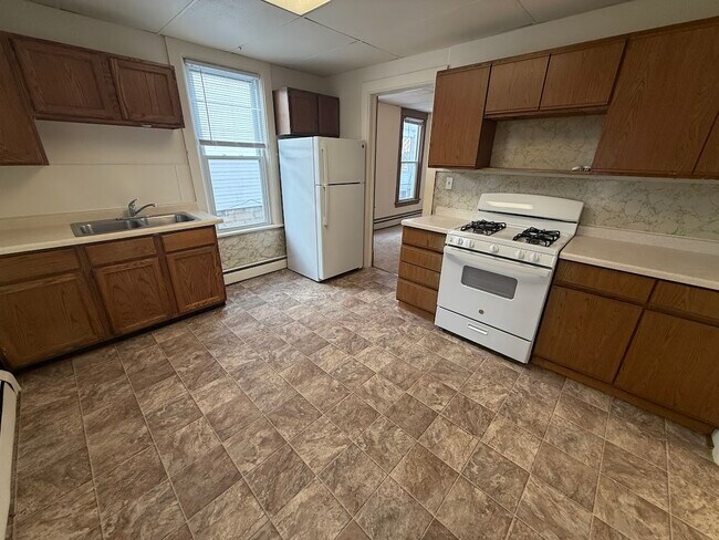 Foto del edificio - 2149 E Washington Ave