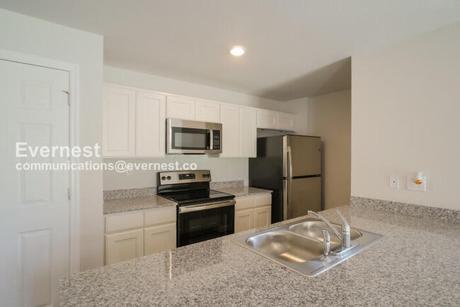 Foto del edificio - 12 Post Oak Ln