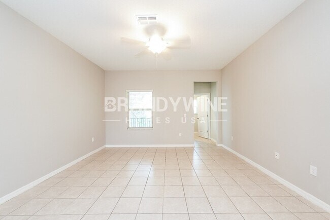 Building Photo - 5688 Marbella Dr
