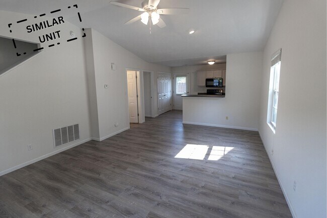 Foto del edificio - 3328 E St Charles Rd