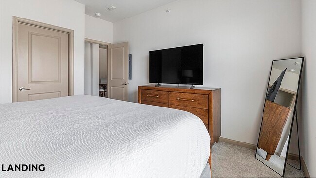 Foto del edificio - 7602 Luskey Blvd