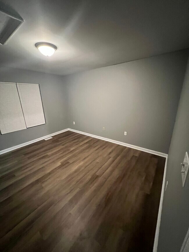 Foto del edificio - 1065 Rulnick St