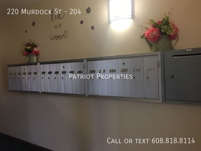 Foto del edificio - 2 bedroom/ 1 bath apartment in Tomah, WI