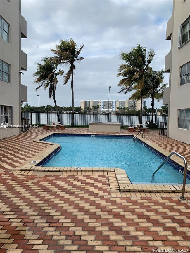 5505 NW 7th St Unit W105, Miami, FL 33126 Condo for Rent in Miami, FL