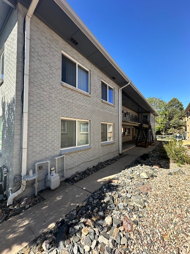 North East Side - Flats at DeBoer Park
