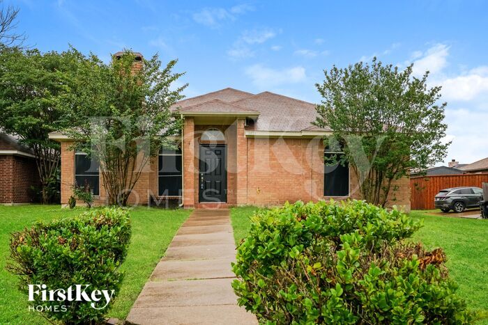 Foto principal - 2608 Park Valley Dr