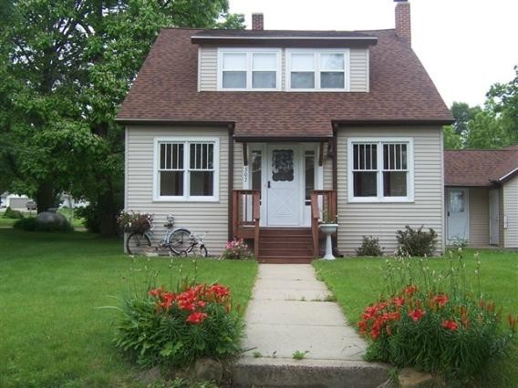 Primary Photo - 307 Main Street