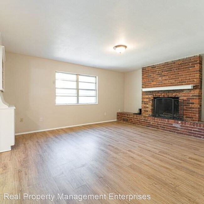 Foto del edificio - 4 br, 2 bath House - 5531 NW 37th St