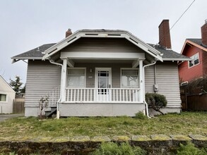 Building Photo - 9755 N Ivanhoe St