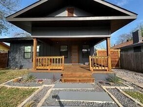 Building Photo - 506 Hollywood Ave