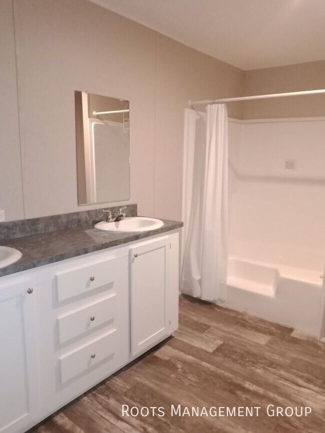 Building Photo - Home Available to Lease - Apply Today!