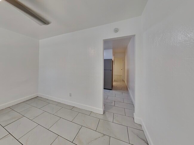 Foto del edificio - 343 Pleasant St