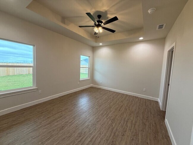 Foto del edificio - 7035 Glen Abbey St