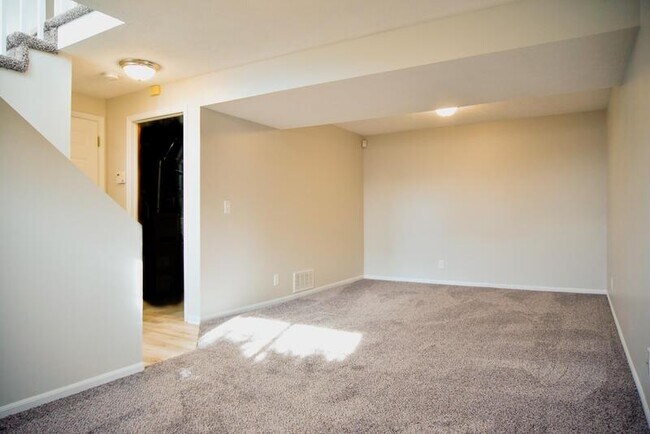 Building Photo - 6223 N 78th Ave