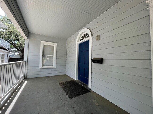 Building Photo - 1904 David St