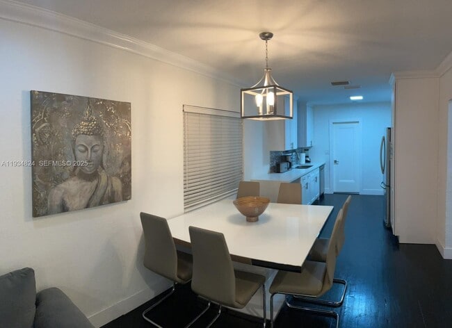 Foto del edificio - 1955 Washington St