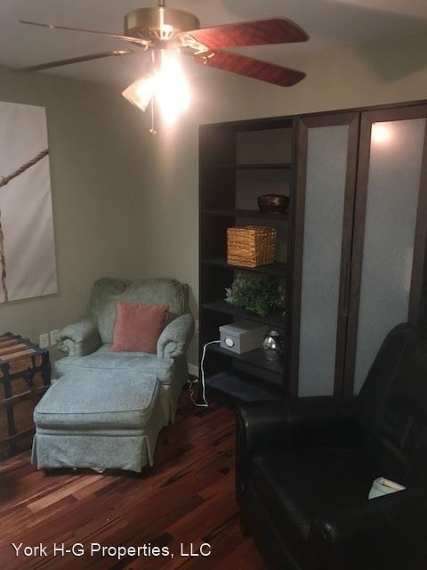 Building Photo - 3 br, 2 bath House - 2417 Winterberry Ln