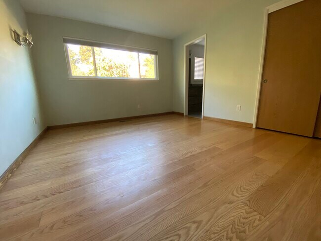 Building Photo - 171 Wingfoot Way