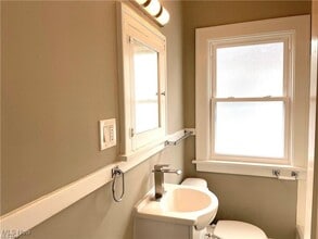 Building Photo - 2119 Waterbury Rd