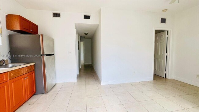 Building Photo - 2099 NW 26th Ave