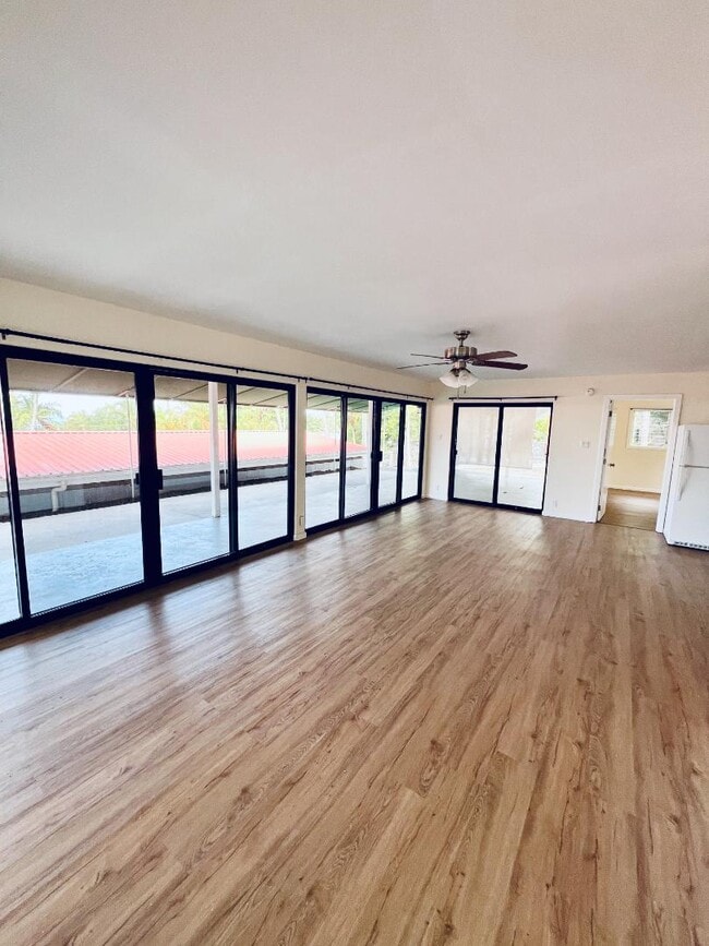 Building Photo - 78-230 Kahaluu Rd - Kahaluu -Ground Floor Unit