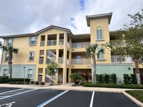 Building Photo - 1100 Canopy Walk Ln