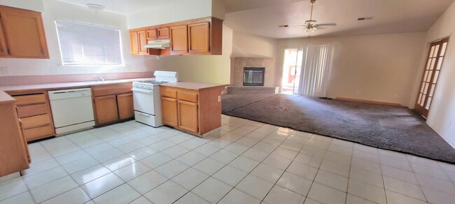 Building Photo - 965 Emory Way