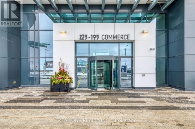 Building Photo - 225 Commerce St