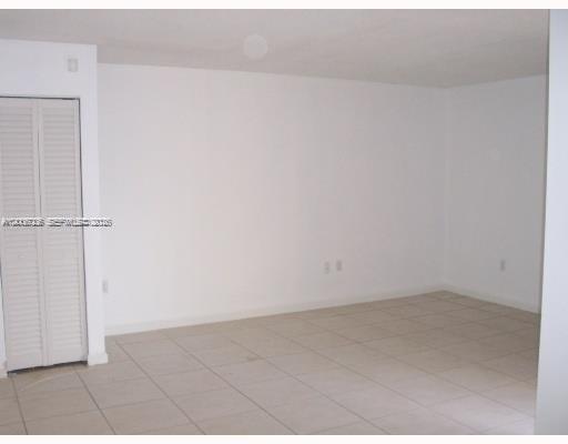 Foto del edificio - 8205 SW 152nd Ave