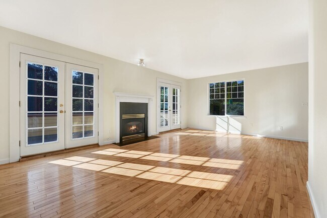 Foto del edificio - Gorgeous Remodeled Home