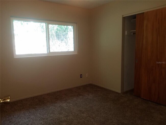 Foto del edificio - 5853 Pine St