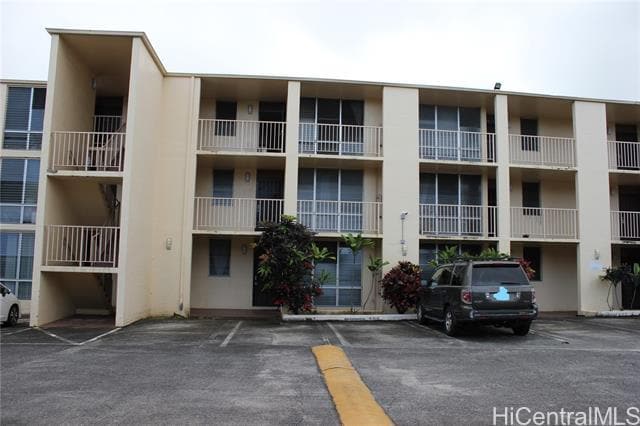 45-697-697 Kamehameha Hwy Unit 206, Kaneohe, HI 96744 - Condo for Rent ...