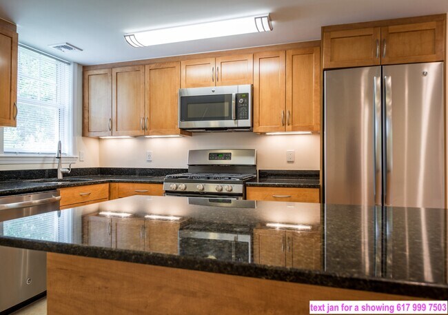 Foto del edificio - 533 Vfw Pky