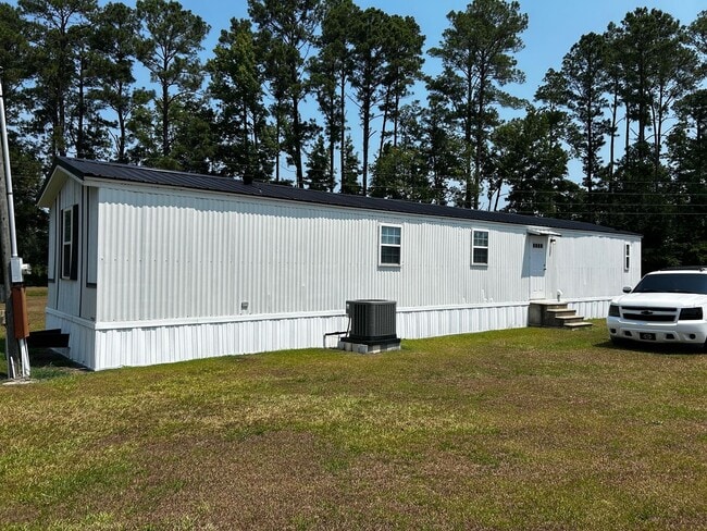 Foto del edificio - 2053 Deep Branch Rd