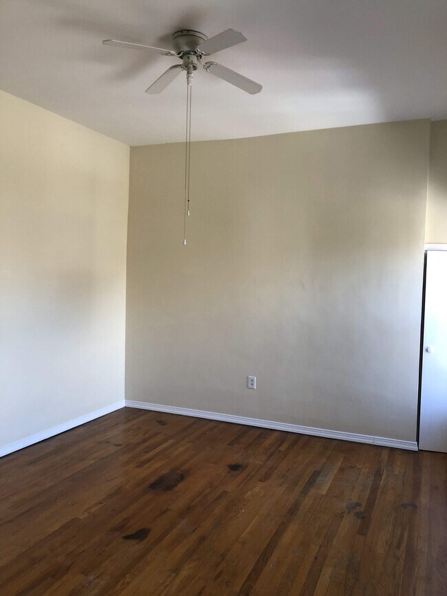 Foto del edificio - Strasburg-King Street Apt 1