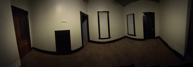 Building Photo - 126 Putnam St SW