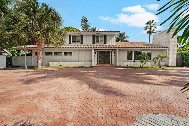 Building Photo - 4620 NE 25th Ave