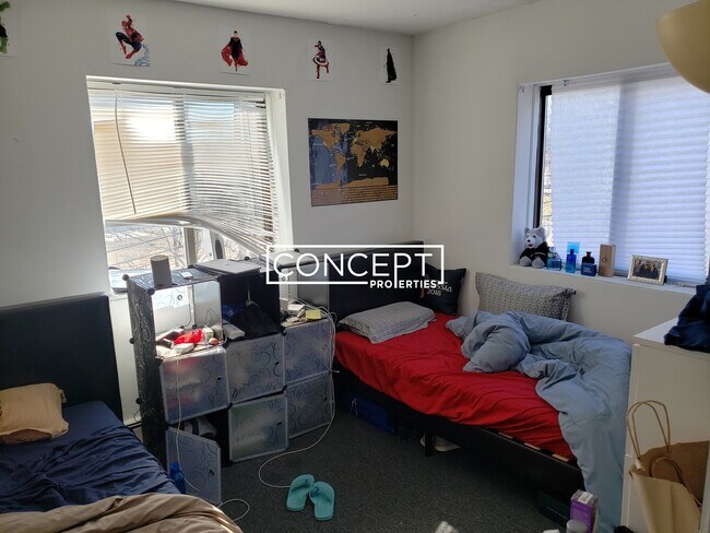 Foto del edificio - 226 Parker Hill Ave