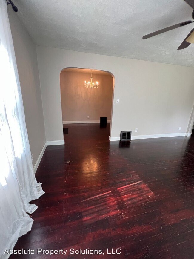 Foto del edificio - 2 br, 2 bath House - 2447 E Kirkwood St