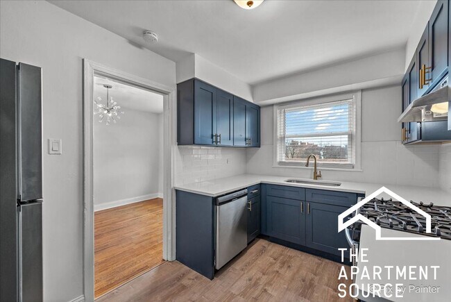 Foto del edificio - 2727 W Berwyn Ave