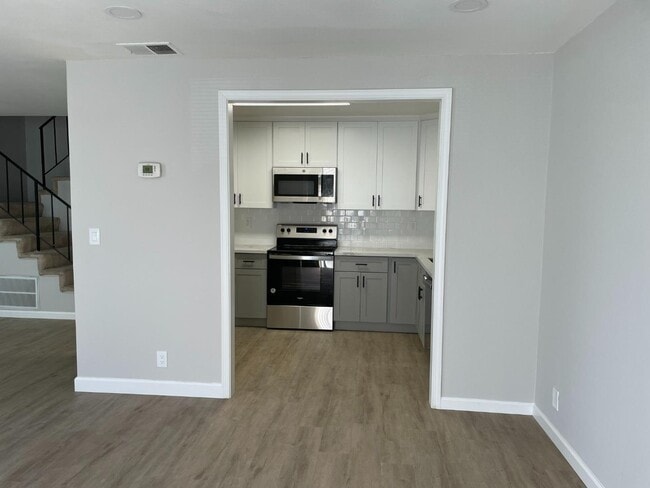 Foto del edificio - 309 Cravens Ct