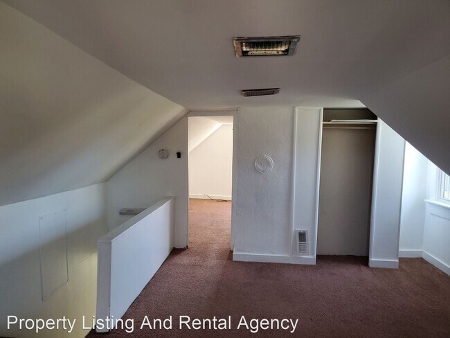Building Photo - 3 br, 1 bath House - 811 N Boone Street