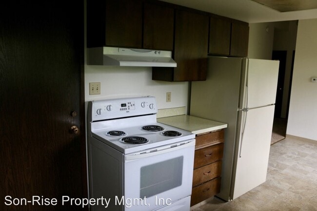Building Photo - 3340-3350 Cherrywood Ave