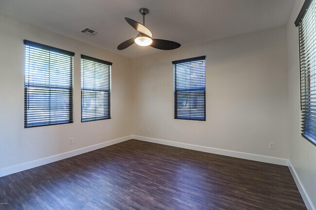 Building Photo - 3457 E Orchid Ln