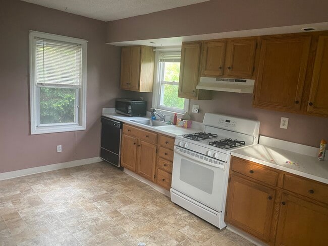 Building Photo - 3 N Swarthmore Ave