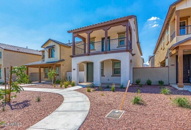 Foto del edificio - 1835 N 208th Ave