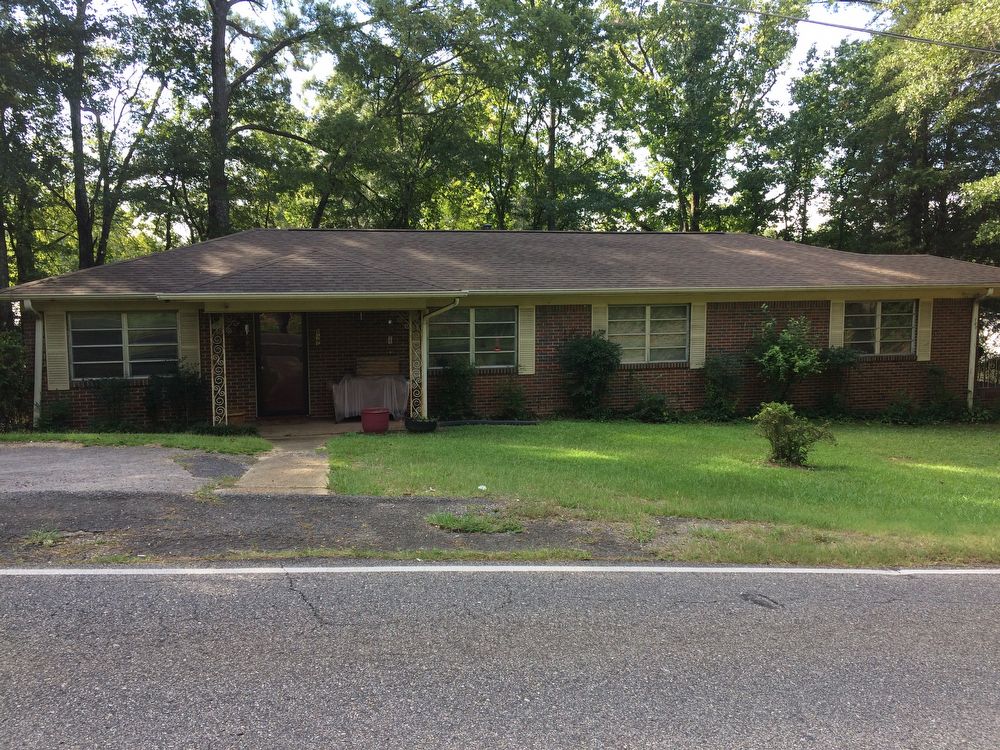 Primary Photo - 192 Forest Rd
